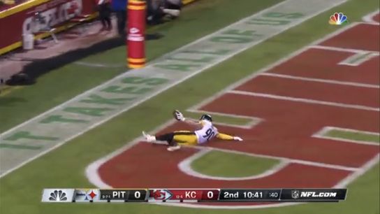 WATCH - TJ Watt Scores a Touchdown (Steelers News)