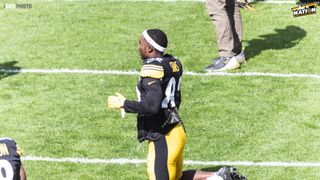 Photo: Steelers Steven Sims Returns Punt 36 Yards - PIT2022081312