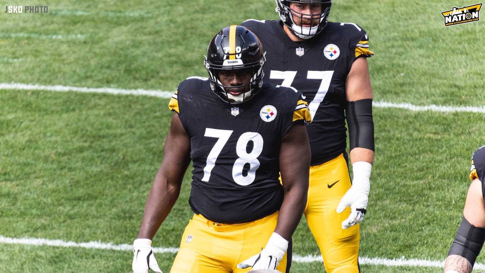 Pittsburgh Steelers guard James Daniels (78) blocks during an NFL football  game, Sunday, Oct. 9, 2022, in Orchard Park, NY. (AP Photo/Matt Durisko  Stock Photo - Alamy