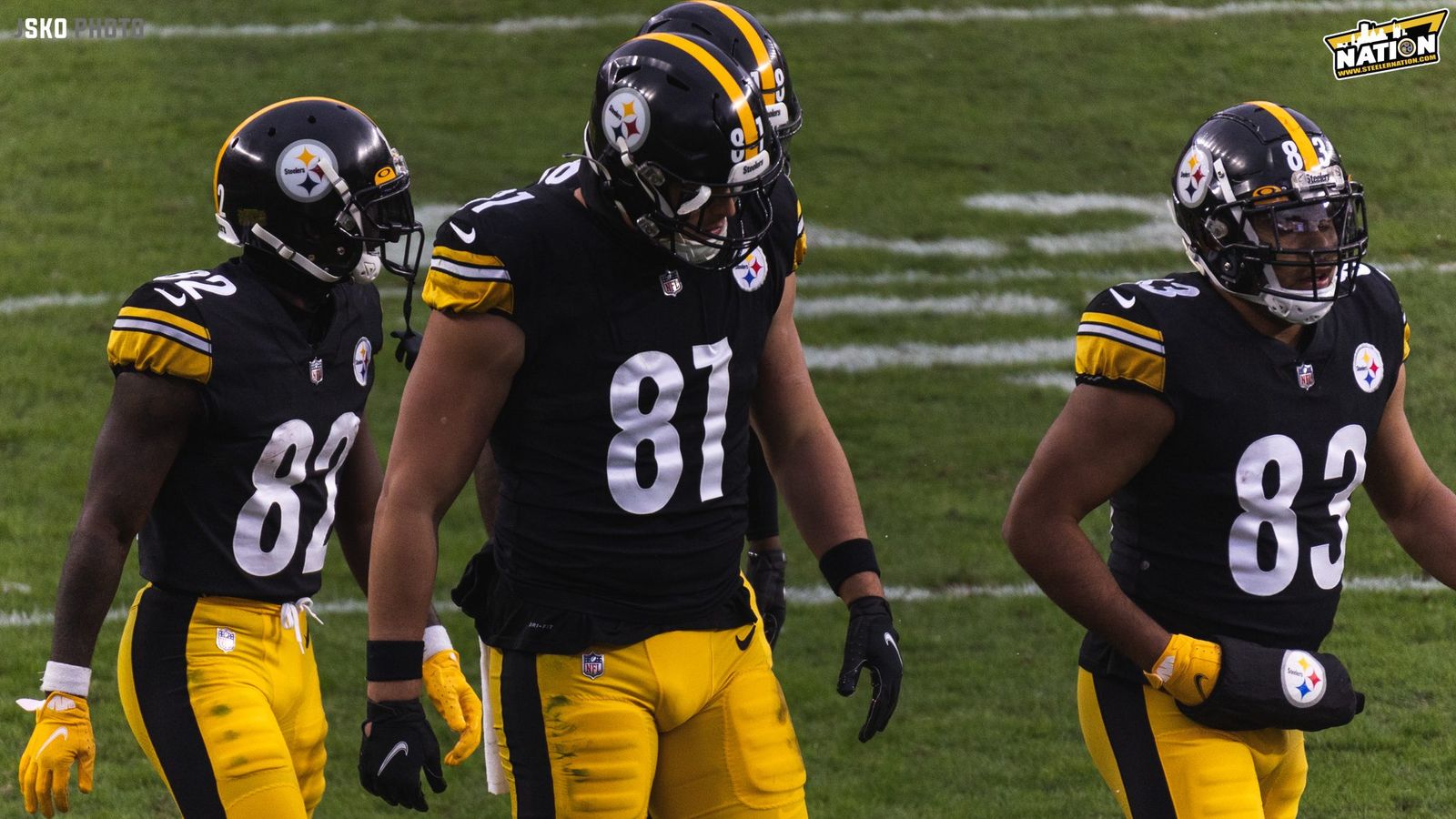 Pittsburgh Steelers bringing back big framed tight end Zach Gentry