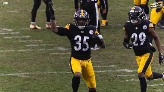 Steelers defensive back Arthur Maulet (35) and Levi Wallace (29) celebrate against the New Orleans Saints. 