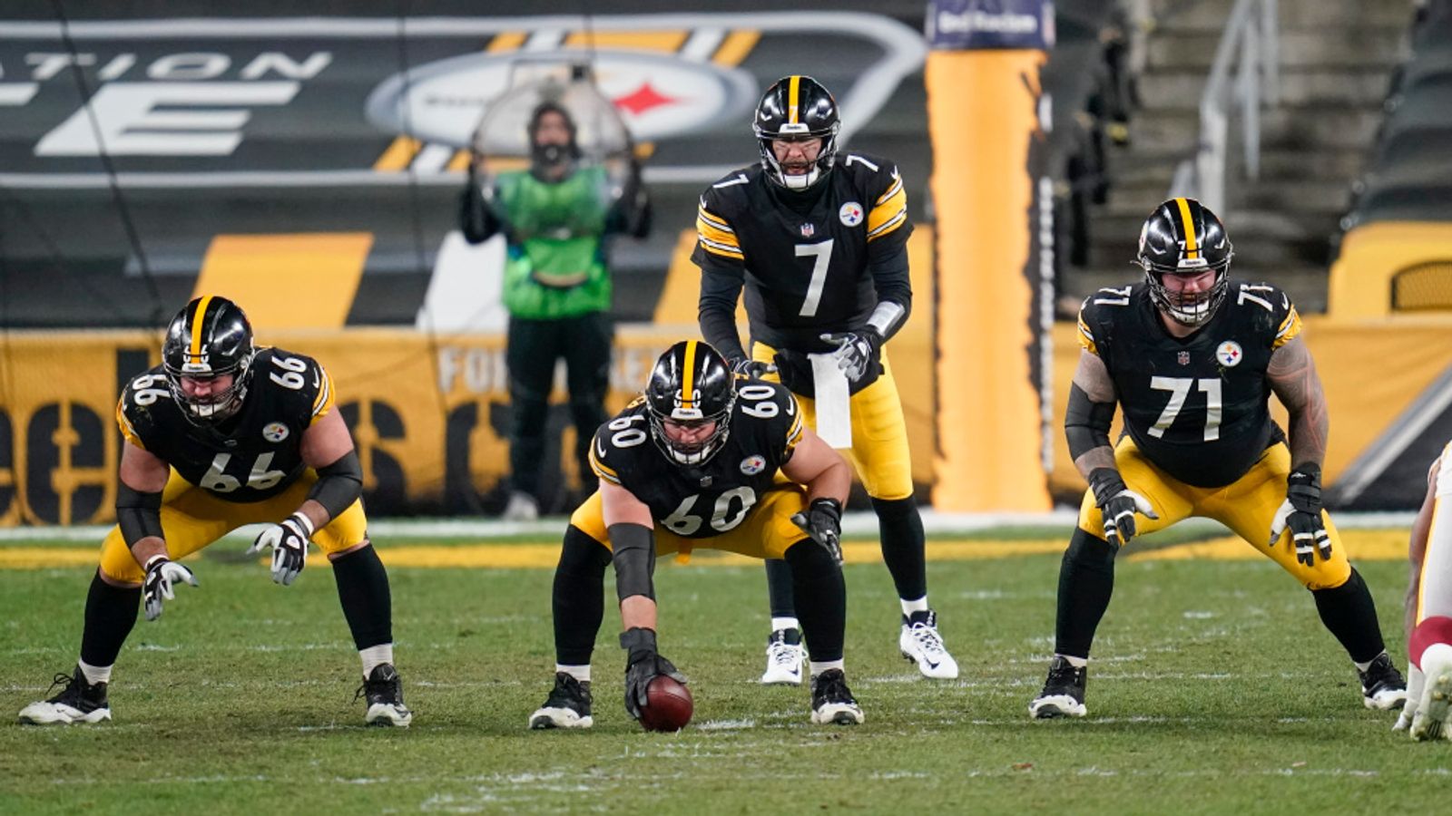 Steelers' Maurkice Pouncey out for the season with ACL, MCL tears