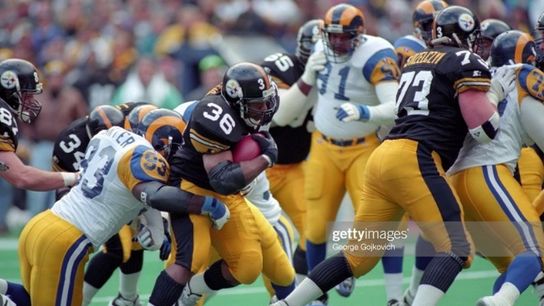 Jerome Bettis takes on his former team in 1996.
Steelers Jerome Bettis