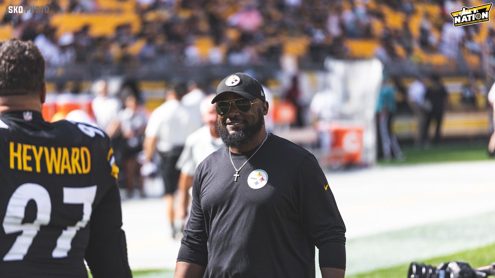 REPORT - Steelers Head Coach Mike Tomlin Was 'Very Very Close' To Leaving  Team For Television