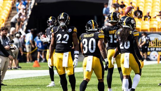 Steelers' Jaylen Warren Says He Hopes Team Keeps Him In Future After Great 2022 (Analysis)