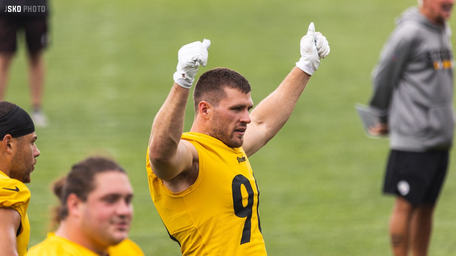 T.J. Watt joins prestigious company after winning 2021 Defensive Player of  the Year award - On3