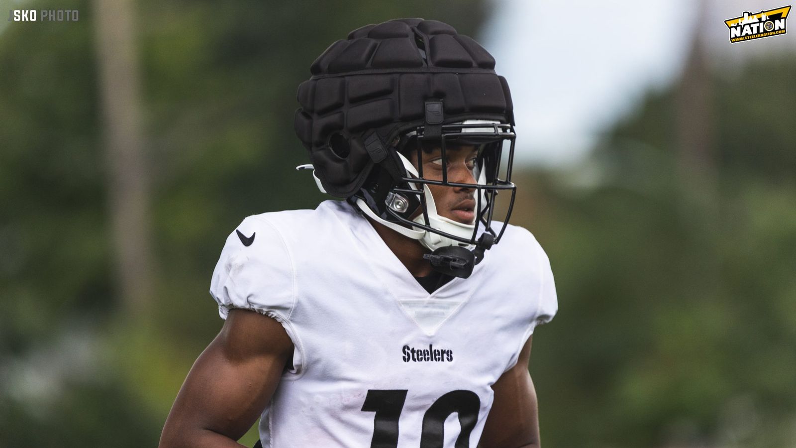 Steelers camp: Rookie WRs George Pickens, Calvin Austin III