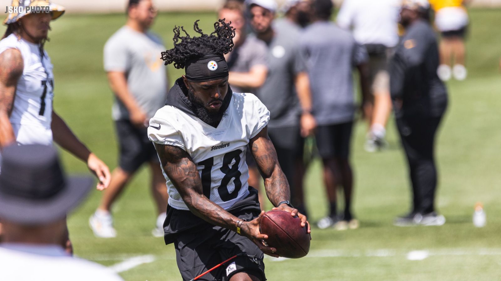 Pittsburgh's Diontae Johnson says he'll play Sunday in Cincinnati