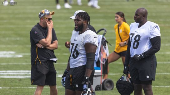 Steelers offensive lineman, Chukwuma Okorafor stands and looks in the distance at St. Vincent College in Latrobe, PA during 2022 training camp. | Photo Credit: Jordan Schofield / SteelerNation (Twitter: @JSKO_PHOTO)