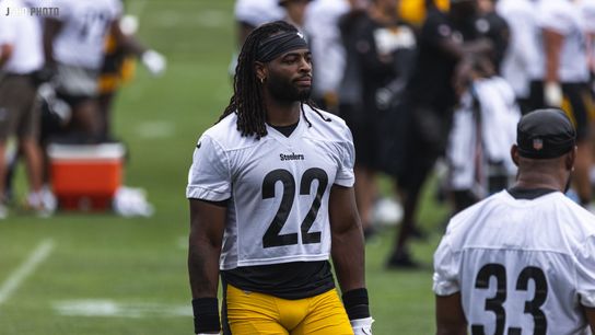 Steelers Legendary Insider Believes Team Should Start Jaylen Warren Over Najee Harris In Week 10 (Steelers News)