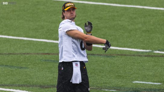 Steelers QB Kenny Pickett Leads Impressive Touchdown Drive On 1st NFL Possession (Steelers News)