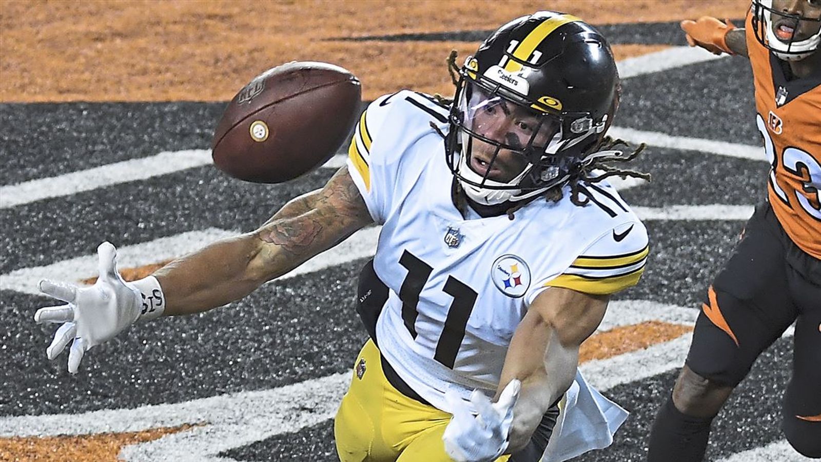 Chase Claypool explains bizarre first-down celebration on Steelers