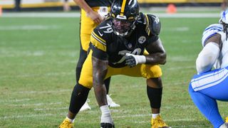 Steelers Elevate OL Rashaad Coward and OL Chaz Green to Active Roster (Steelers News)