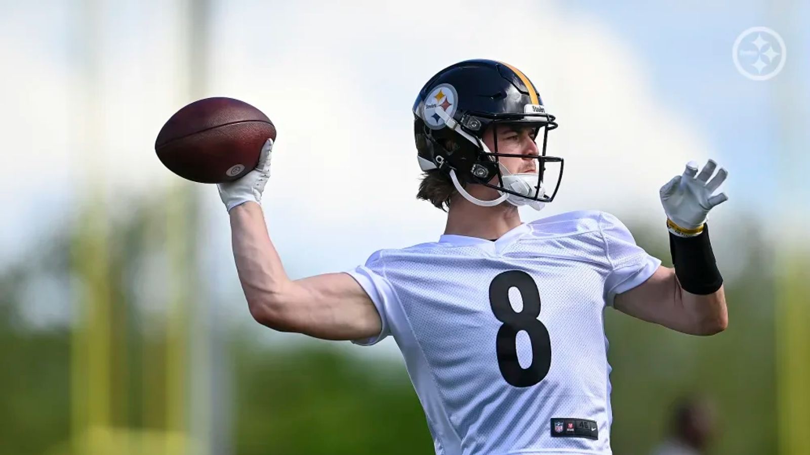 Joe Burrow 'good to go' for Steelers; talks about hanging out with
