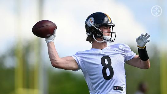 Kenny Pickett Draws Joe Burrow Comparison From Steelers WR Chase Claypool; Sites Ability For 'Making Plays Happen' (Steelers News)