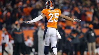Are The Steelers Emerging As 1 of 5 Teams Calling Veteran Defensive Back Chris Harris? (Steelers News)