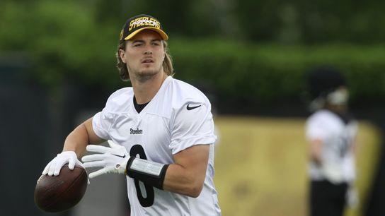 WATCH: Steelers QB Kenny Pickett Continues To Build Relationship With Promising TE1 Pat Freiermuth (Analysis)