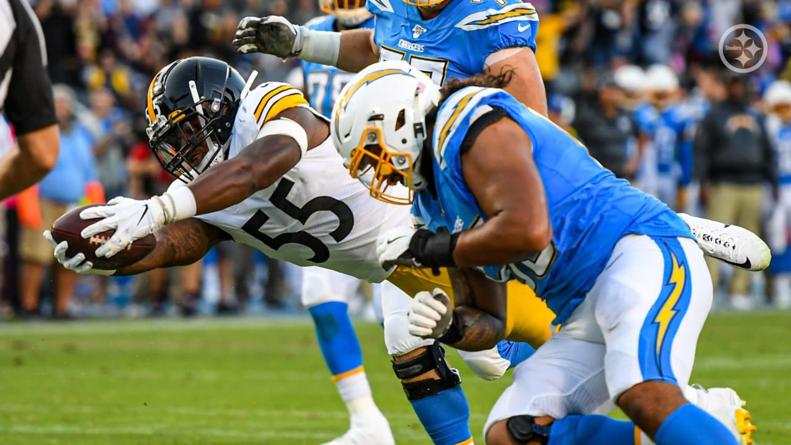 Javon Hargrave Revealing His Love For Steelers Kept Him From Signing With  Hated AFC North Rival Browns