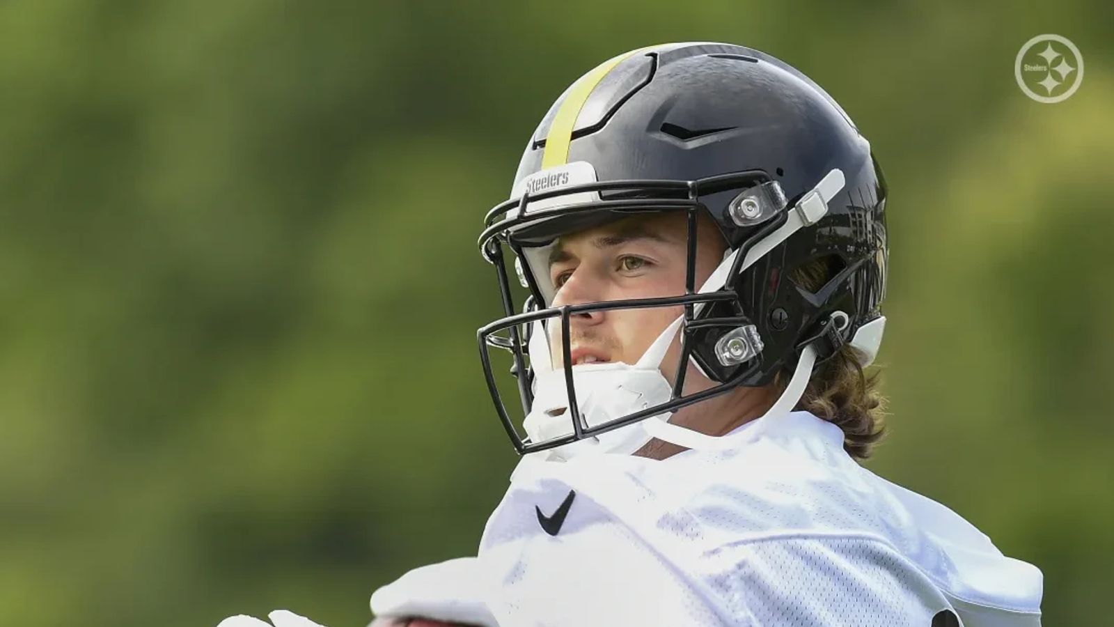 Steelers: 3 reasons Kenny Pickett should start right away