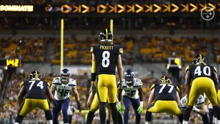 NFL Insider Believes Steelers HC Mike Tomlin Has Enough Definitive Evidence to Name QB Kenny Pickett Week 1 Starter (Steelers News)