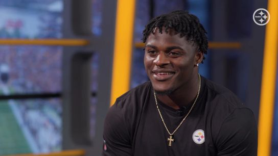 Steelers' 7th Round LB Mark Robinson: "It's a big transition. So, hanging around the older guys, it'll help you a lot" (Steelers News)