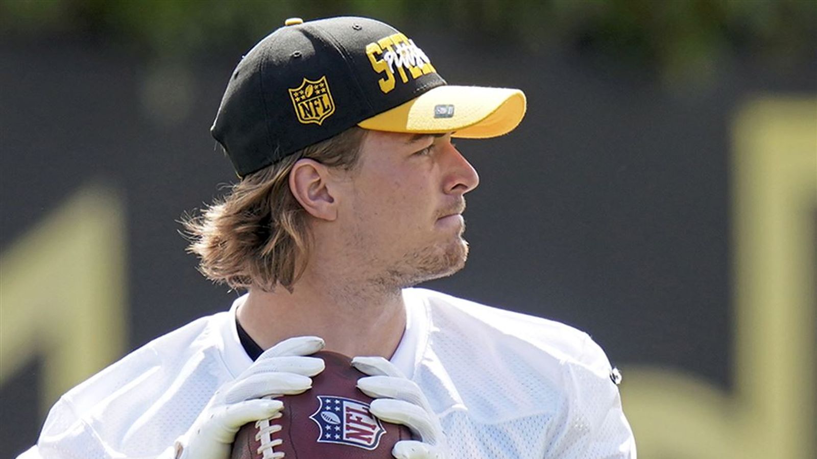 Steelers' Kenny Pickett Detailed His Ability To Throw Harder, Run