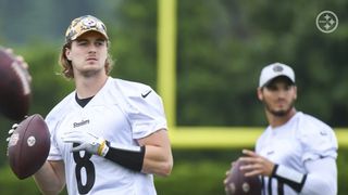 Steelers' Mitchell Trubisky And Kenny Pickett Will Train Together In Florida With QB1 Battle Heating Up (Kenny Pickett News)