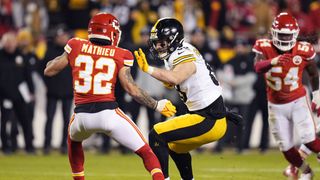 Steelers Should Use Stephon Gilmore's New Contract As Leverage with Tyrann Mathieu (Steelers News)