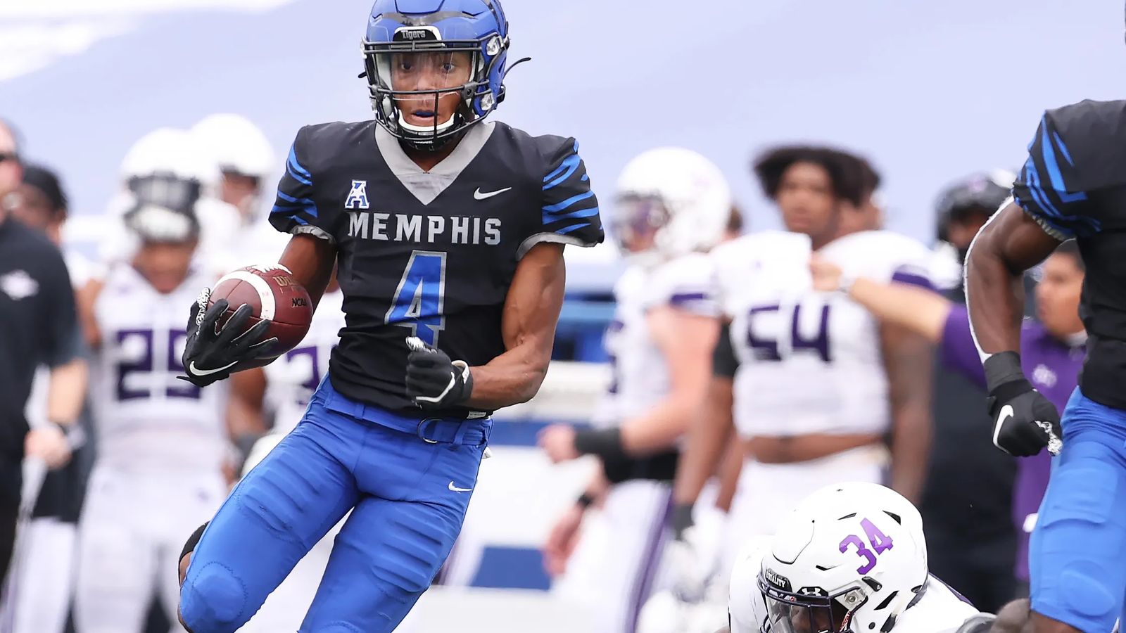 Steelers grab another WR, drafting Memphis' Calvin Austin III in 4th round