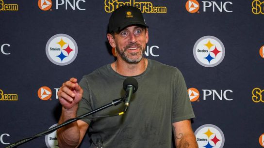 2 Free Agent QBs Are Waiting For A Decision From Steelers' Aaron Rodgers With Interest In Playing For Pittsburgh (Steelers News)
