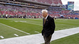 "No Way": Legendary NFL Writer Thinks Steelers Great Dan Rooney Would Disapprove Of Mike McCarthy Hire (Steelers News). Photo by Amy Sancetta / Associated Press