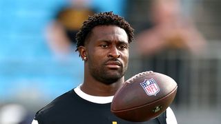 Steelers' DK Metcalf Dodges Media After Throwing Punch At Lions Fan (Steelers News). Photo by Grant Halverson / Getty Images