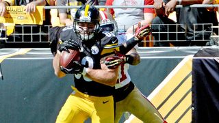 Steelers' Heath Miller Gives Fans Behind The Scenes Details About Mike Tomlin (Steelers News). Photo by Matt Freed / Pittsburgh Post-Gazette