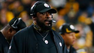 Steelers' Mike McCarthy Already Pulling Something Off That Mike Tomlin Never Could (Steelers News). Photo by Justin K. Aller / Getty Images