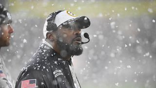 Steelers Insider Throws Gallons Of Cold Water On Aggressive Free Agency Talk (Steelers News). Photo by AP Photo / David Richard