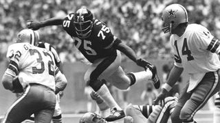 Former Steelers DL And TV Star Ed O'Neil Detailed Why Joe Greene Got His Famous Nickname: "He Had A Great Uppercut" (Steelers News). Photo by Ferd Kaufman / Associated Press