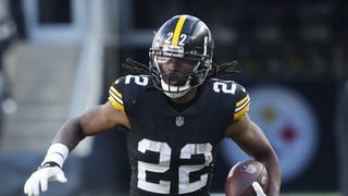 Steelers' Najee Harris Compared To Seahawks' Marshawn Lynch After Big Production Jump: "He Can Have A Similar Uptick In Production" (Steelers News). Photo by Charles LeClaire / USA TODAY Sports