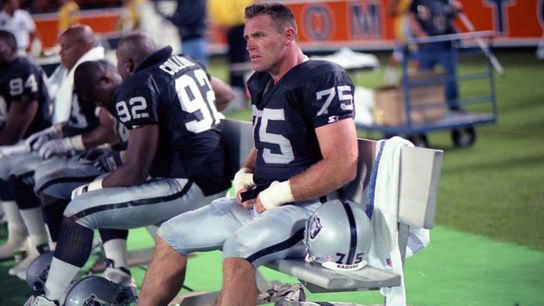 Pittsburgh Steelers' rival Howie Long Pittsburgh Steelers' rival Howie Long