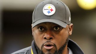 Steelers Ex-Lineman Blasted By Chad Ochocinco For Recent Comments: "I Know Willie Parker, I Don't Know No God**** Willie Colon" (Steelers News). Photo by Charles LeClaire / USA TODAY Sport