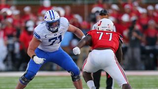 Blake Freeland Just Gave The Pittsburgh Steelers 37 Reasons To Draft Him (Steelers Draft News). Photo by  Lee Coleman / Icon Sportswire via Getty Images