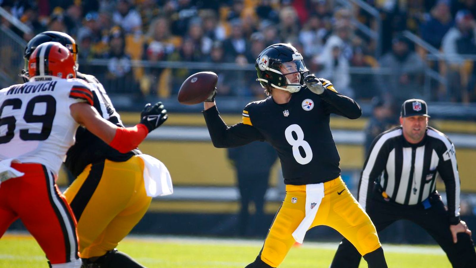 NBC Sports Pessimistic About Steelers Passing Game Heading Into 2023, Calls  Kenny Pickett 'Not Clutch' - Steelers Depot