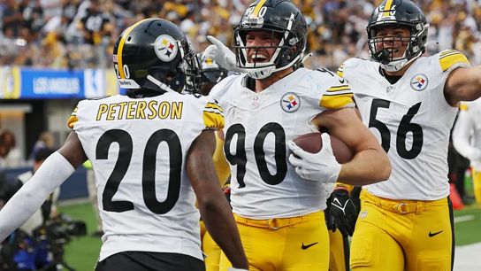 Steelers' TJ Watt Finally Manages To Surprise Brother JJ Watt On Amazing Play Sunday  (Steelers News)