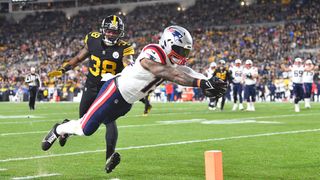 Steelers Locker Room Dejected And Lacked Fire After Devastating Loss To Patriots According To Team Insider  (Steelers News). Photo by Joe Sargent / Getty Images