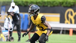 Steelers' DeShon Elliott Leads Charge In Team Absolutely Blasting The NFL For Potential Season Expansion (Steelers News). Photo by Sebastian Foltz / Post-Gazette