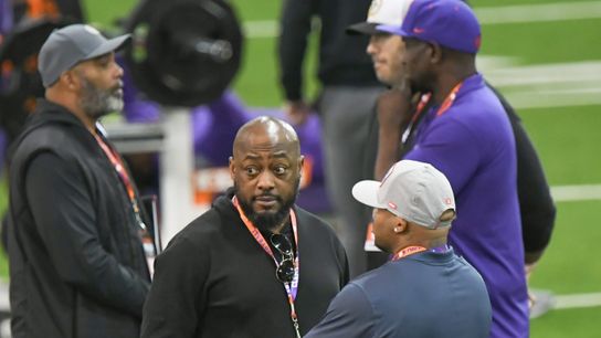 Steelers' Mike Tomlin Reveals How He Definitely Deceives The Media During Pre-Draft Process (Steelers News)