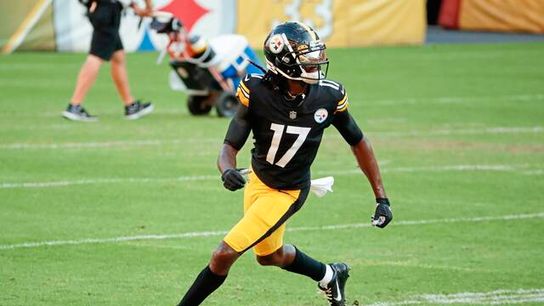 Steelers Could Seek Unexpected Reunion To Boost Receiving Corps. Photo by Tribune-review