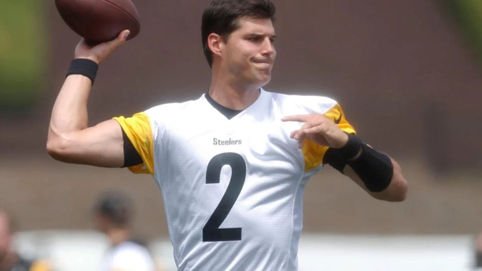 Steelers Veteran QB Mason Rudolph Looks Rusty And Tosses The First  Interception Of 2023 Training Camp