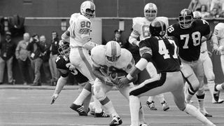 Steelers' Great Terry Bradshaw Made Dolphins Head Coach Don Shula So Mad During A Game He Screamed "F*** You" At Him  (Steelers News). Photo by AP