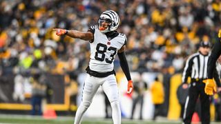 Steelers' Omar Khan Has Interesting Option At Slot Receiver Who Suddenly Is Available (Steelers News). Photo by Cleveland.com