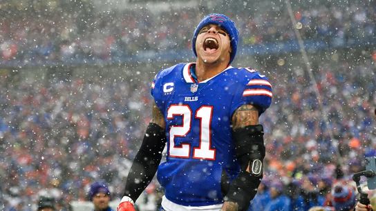 Jordan Poyer's father is a Steelers fan Jordan Poyer's father is a Steelers fan